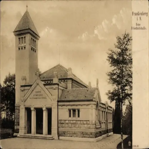 Ak Frankenberg in Sachsen, Friedhofshalle, Gebäude mit Turm, Baum im Hintergrund,  Fotografie
