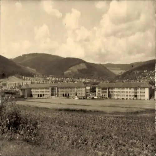 Ak Ilmenau in Thüringen, Bild von Hochschulen, Landschaft mit Hügeln, Wolken am Himmel