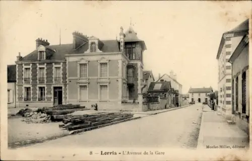 Ak Lorris Loiret, L'Avenue de la Gare