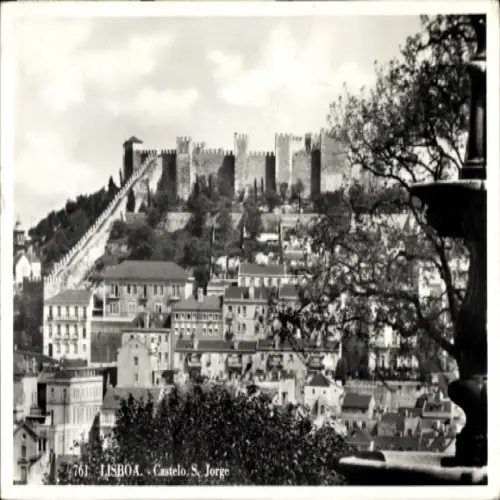 Ak Lisboa Lissabon Portugal, Castelo S. Jorge, Stadtansicht mit Hügel, s Schloss
