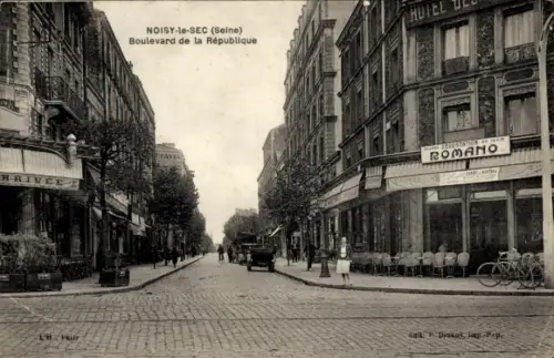 Ak Noisy le Sec Seine Saint Denis, Boulevard de la Republique, Degustation Romano