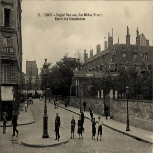Ak Paris X., Hopital Saint Louis, Rue Bichat, Entree des Consultations