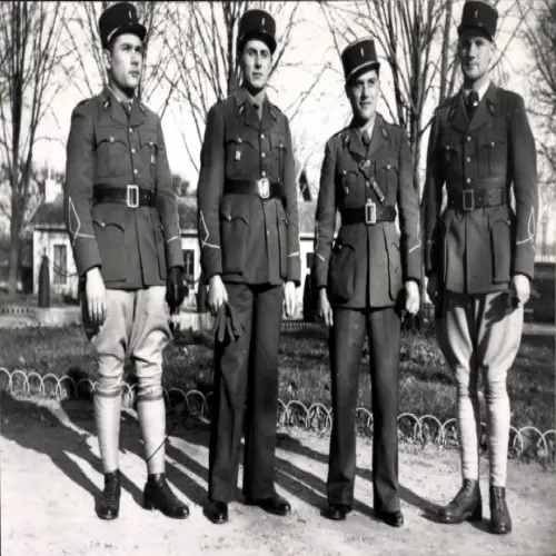 Foto Elève Officier de Réserve, Borderie, Villeval, Olland, Kubel, St Maixent Januar 1940