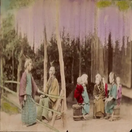 Foto Japan, Paar und Kinder in traditioneller Kleidung, coloriert