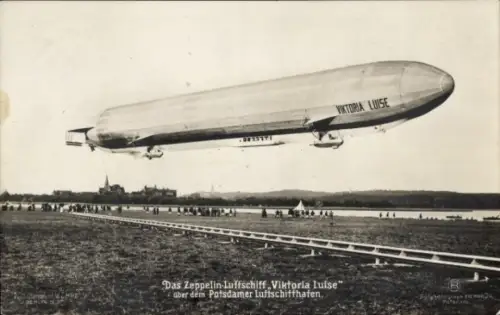 Ak Potsdam, Luftschiffhafen, Zeppelin-Luftschiff Viktoria Luise