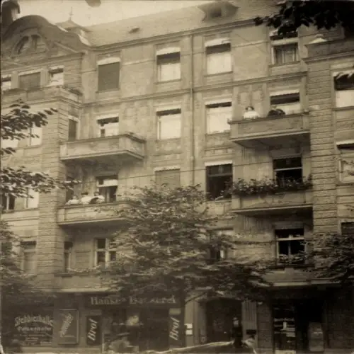 Foto Ak Berlin Schöneberg, Wohnhaus Grunewaldstraße 63, Gastwirt Karl Klaue, Hanke's Bäckerei