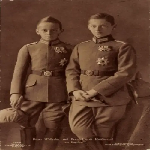 Ak Prinz Wilhelm, Louis Ferdinand von Preußen, Portrait in Uniform, Liersch 7906