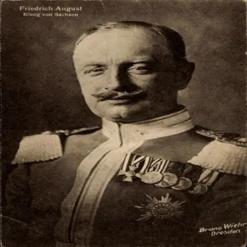 Ak König Friedrich August III. von Sachsen, Portrait, Uniform, Orden