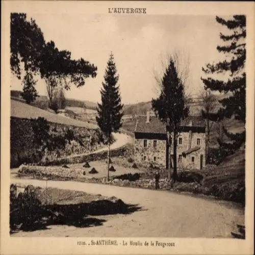 Ak La Celle Auvergne Puy de Dôme, Schwarze und weiße Fotografie, Landschaft, Mühle, Bäume, Straße