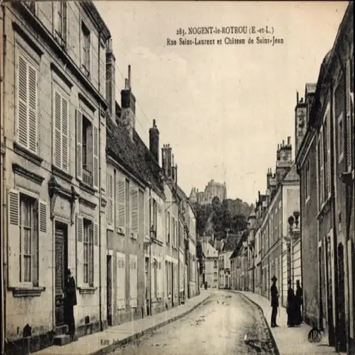 Ak Nogent le Rotrou Eure et Loir, Rue Saint-Laurent, Chateau de Saint-Jean