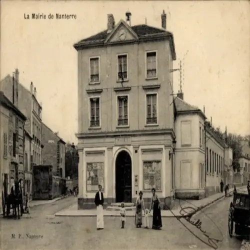Ak Nanterre Hauts de Seine, Gebäude der Mairie de  Leute, Kinder, Auto