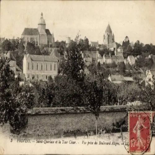 Ak Provins Seine et Marne, Blick auf die Stadt mit Saint-Quiriace und Tour César, Boulevard Aligr