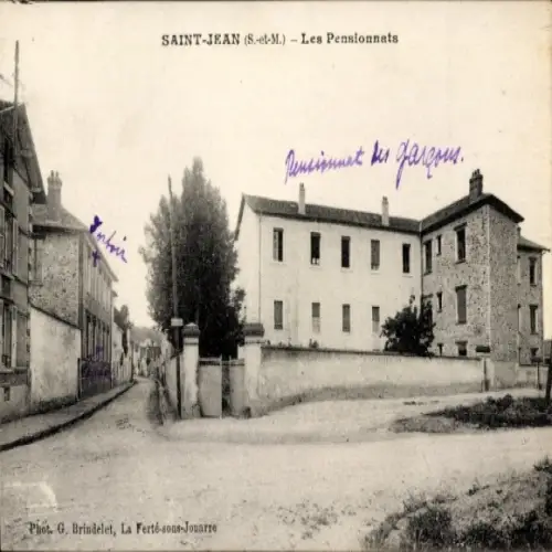 CPA Saint Jean Seine et Marne, Les Pensionnats
