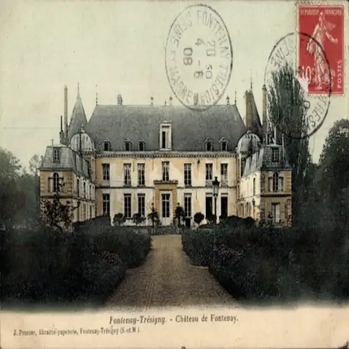 Ak Fontenay en Brie Fontenay-Trésigny Seine et Marne, Château de Fontenay, r Bau, umgeben von Gar