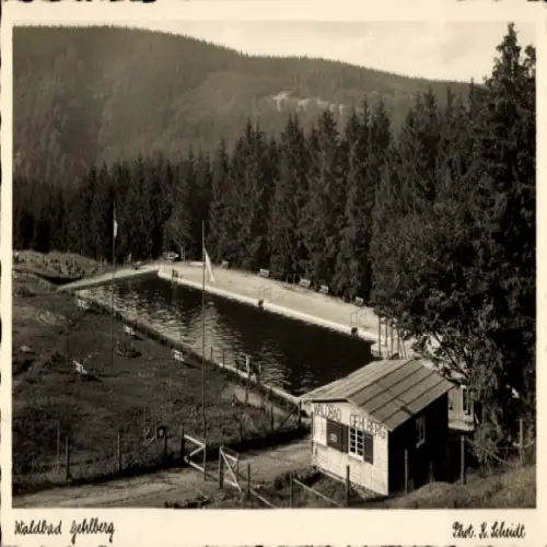 Ak Gehlberg Suhl in Thüringen, Waldbad  sichtbare Schwimmbecken, Waldlandschaft, Fotografie von R