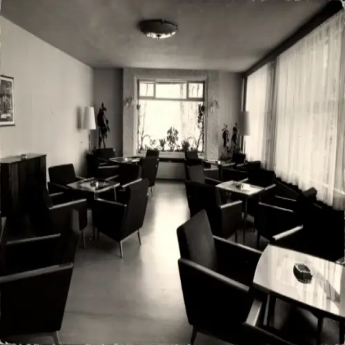 Ak Saalburg in Thüringen, Ferienheim Karl-Marx-Höhe, Clubraum