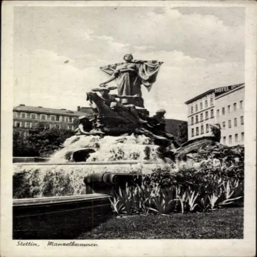 Ak Szczecin Stettin Pommern, Brunnen mit Statue, Hotel,  Gebäude im Hintergrund