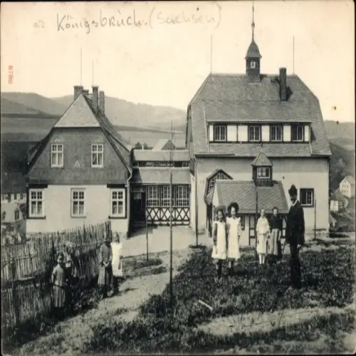 Foto Ak Königsbrück in der Oberlausitz, Haus, Kinder, Mann