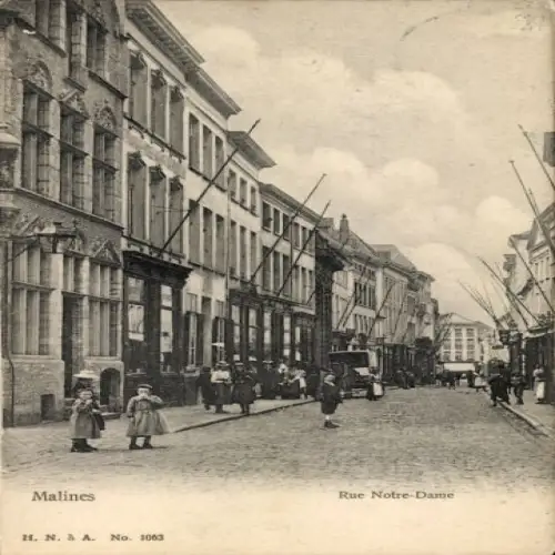 Ak Mechelen Mecheln Malines Flandern Antwerpen, Straße mit Häusern, Menschen, Karren, Rue Notre-D