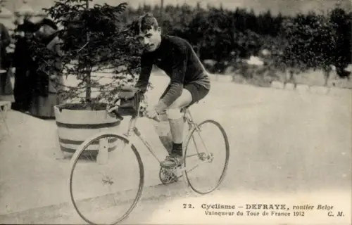 Ak Radrennfahrer Defraye, belgischer Straßenfahrer, Sieger Tour de France 1912