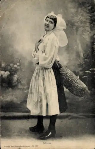 Ak Sablaise, Frau in Tracht