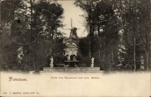 Ak Potsdam Sanssouci, Park von Sanssouci,  Mühle, Bäume, Brunnen, Statuen