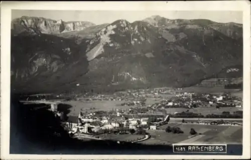 Ak Rattenberg am Inn Tirol, Landschaft mit Bergen, Stadtansicht, s Gebäude