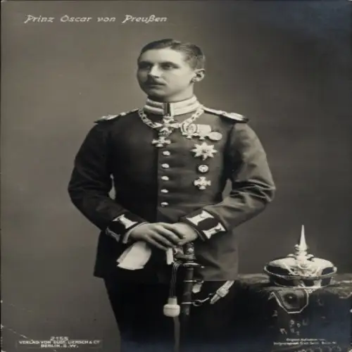 Ak Oskar Prinz von Preußen, Portrait in Uniform
