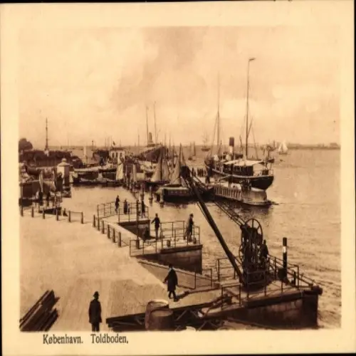 Ak København Kopenhagen Dänemark, Hafenansicht von Kopenhagen, Boote, Pier, Menschen