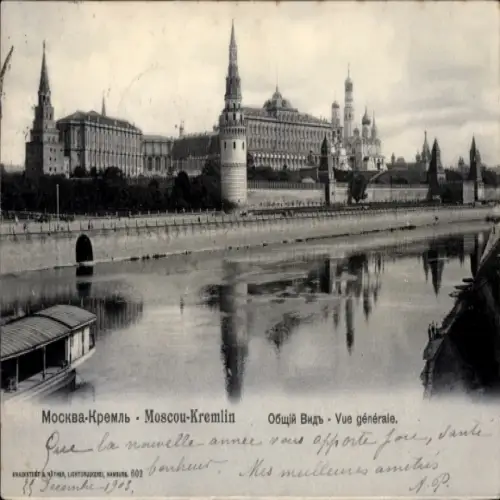 Ak Moskau Russland,  Kreml, allgemeine Ansicht, Wasser, Gebäude