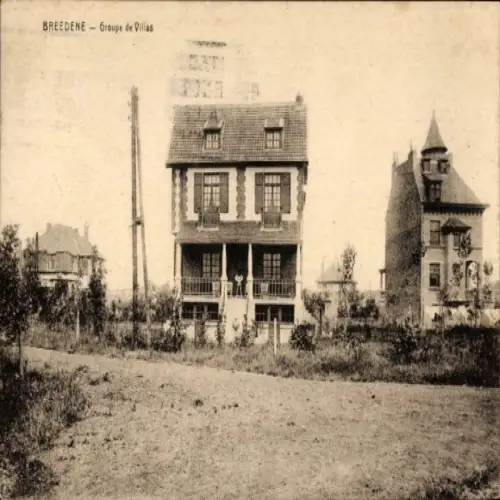 Ak Bredene Breedene Westflandern, Groupe de Villas, zwei Gebäude, Straße, Bäume