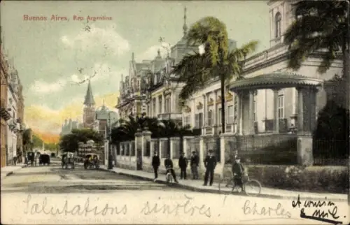 Ak Buenos Aires Argentinien, Straße in Buenos Aires, Gebäude, Bäume, Menschen, Fahrradfahrer