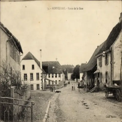 Ak Morvillars Territoire de Belfort,  Route de la Gare, ländliche Szenerie, 