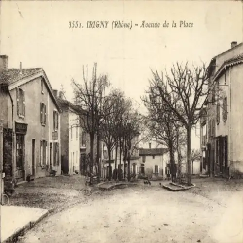 Ak Trigny Rhône, Avenue de la Place