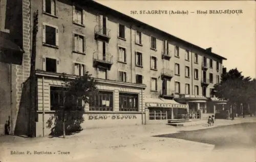 Ak St. Agrève Ardèche, Hotel Beau Séjour, Straßenpartie