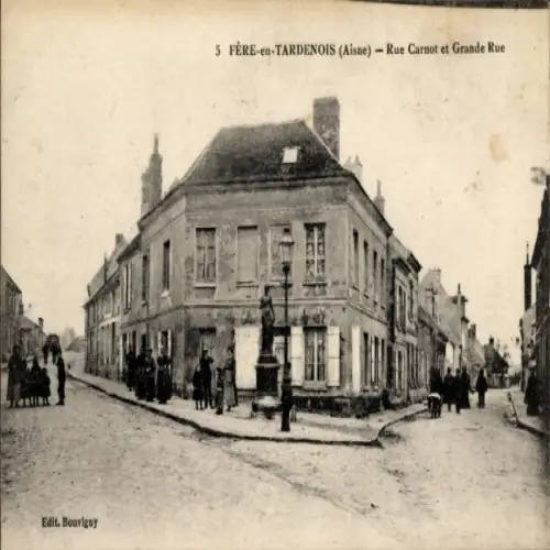 Ak Fère en Tardenois Aisne, Carnot Straße, Hauptstraße