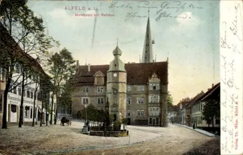 Ak Alfeld an der Leine, Marktplatz mit Rathaus, s Gebäude, Pferdewagen