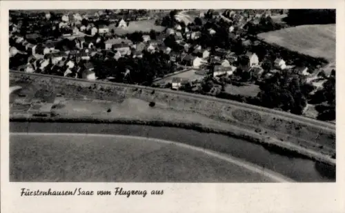 Ak Fürstenhausen Völklingen im Saarland, Luftaufnahme von  Saar, Häuser, Fluss, Flugzeug
