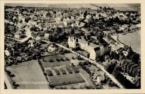 Ak Hünfeld in Hessen, Luftaufnahme von  Stadtansicht, landwirtschaftliche Flächen,  Gebäude