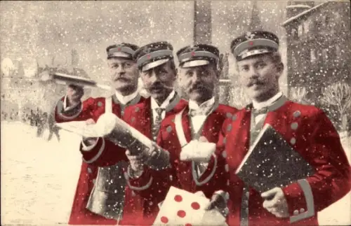 Ak Vier Postboten in roten Uniformen