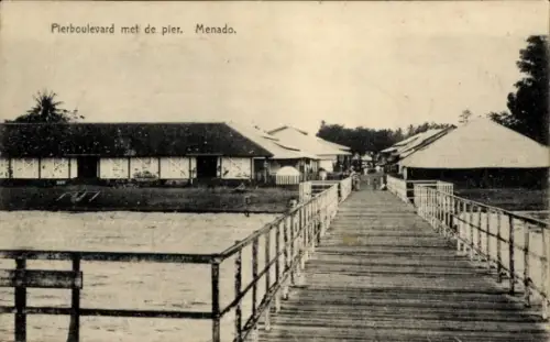 Ak Manado Menado Indonesië, Pierboulevard met de pier