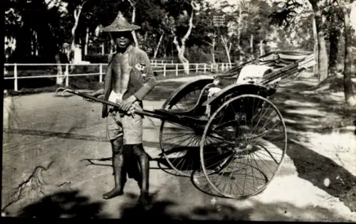 Foto Ak Asien, Rikscha-Fahrer