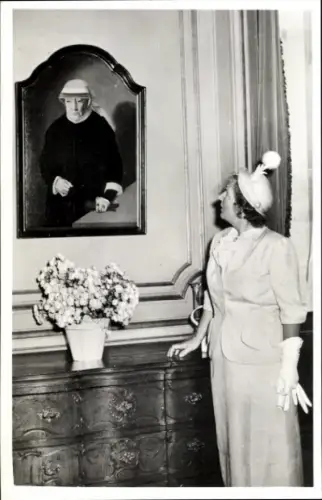 Ak Königin Juliana der Niederlande, Portrait Juliana von Stolberg