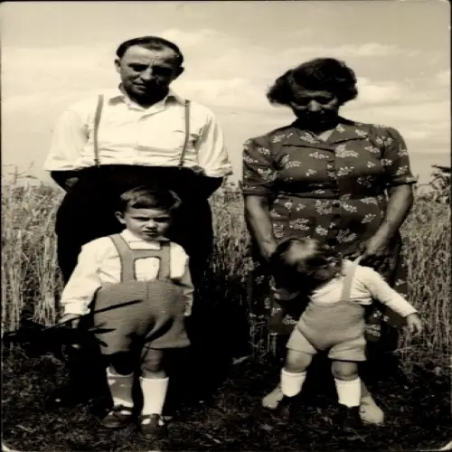 Foto Ak Familie, Eltern, Kinder