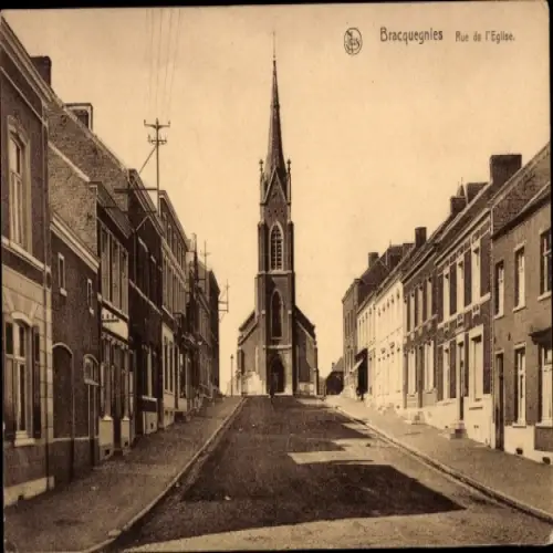 Ak Bracquegnies Wallonien Hennegau, Straße mit Kirche, Häuser auf beiden Seiten,  Rue de l'Eglise