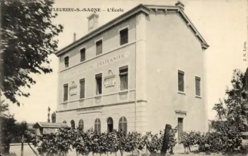 Ak Fleurieu sur Saone Rhone, Ecole
