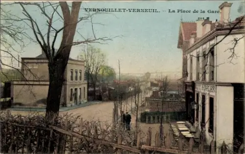 Ak Vernouillet Verneuil Yvelines, La Place de la Gare