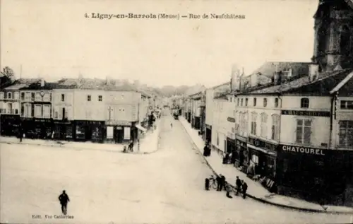 CPA Ligny-en-Barrois-Meuse, Rue de Neufchâteau