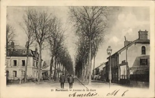 Ak Mormant Seine et Marne, Avenue de la Gare, Bäume, zwei Personen, 
