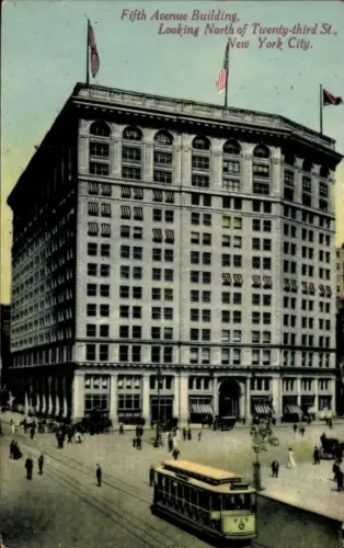 Ak New York City USA, Fifth Avenue Building, Looking North of Twenty-third St., Straßenbahn
